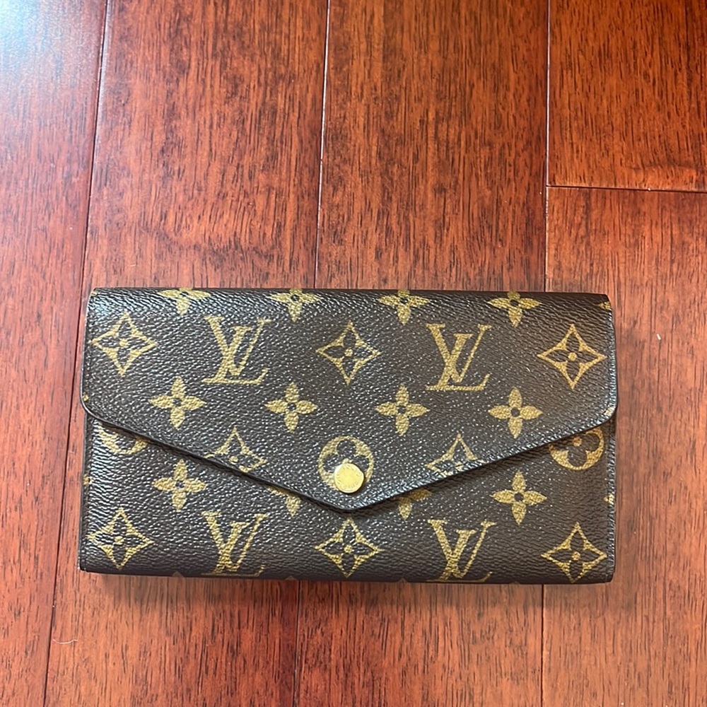 Louis Vuitton Wallet